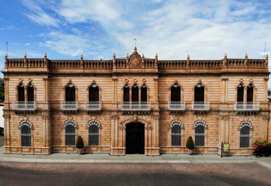 Palacio Alvarado